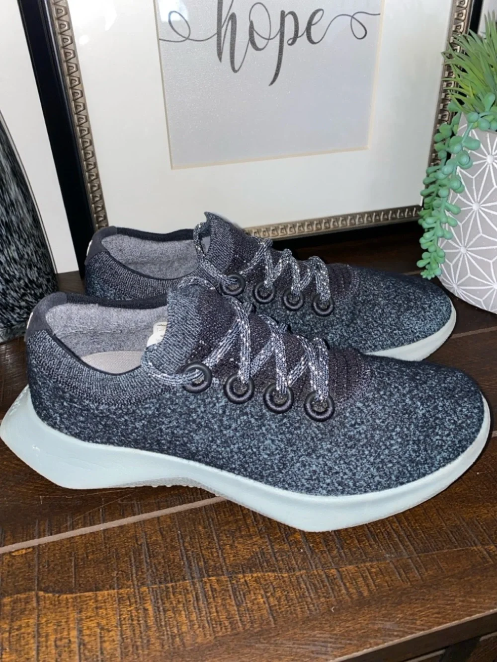 Allbirds Women's Wool Dasher 2 Mizzle Dark Gray Knit Lace-Up Sneakers Size 9